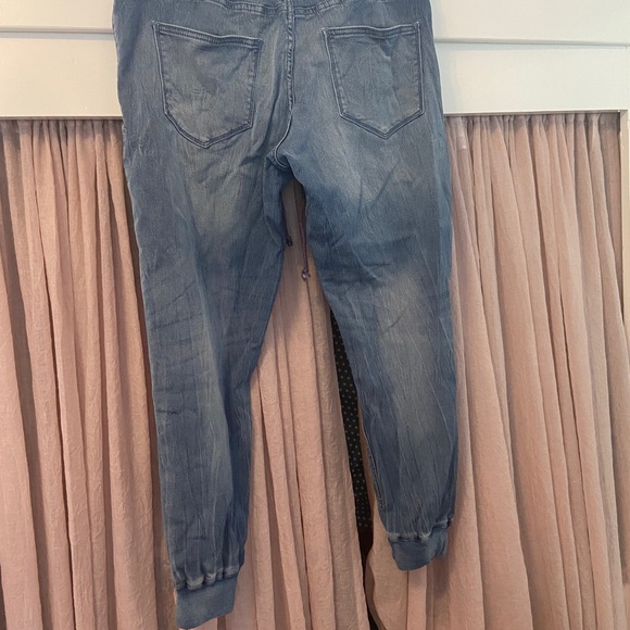 Womens Melrose and Market size medium light denim joggers with drawstring waist - Picture 2 of 3